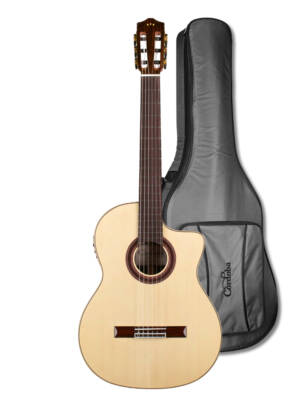 Córdoba GK Studio Negra with Deluxe Bag